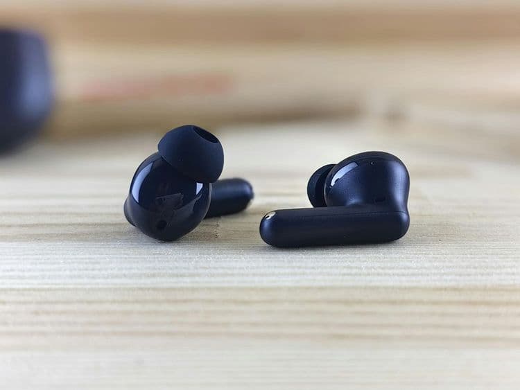 ear buds